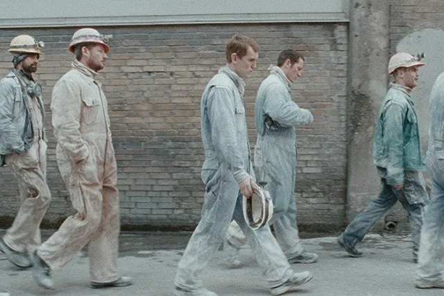 Большинство россиян устраивается на работу «по блату»