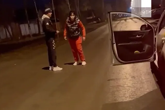 Екатеринбурженка напала на таксиста