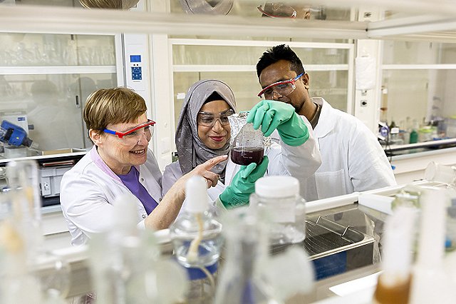 Ученые УрФУ сделали полезным растительное молоко, добавив туда секретный ингредиент