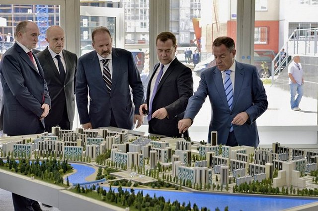 Деньги тысяч дольщиков крупного жилого комплекса в Челябинске украли