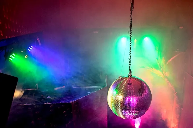 В Екатеринбурге полиция ищет людей с «коронавирусной» вечеринки