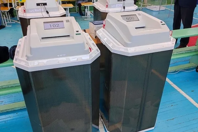 Один из кандидатов в свердловские губернаторы покинул предвыборную гонку