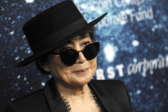 В Екатеринбург может приехать легендарная Йоко Оно