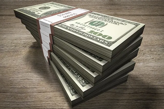 Полковник Захарченко рассказал о накопленных с зарплаты миллиардах рублей