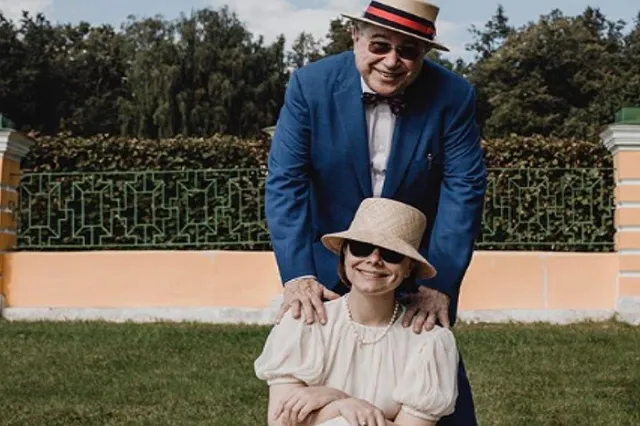 Евгений Петросян впервые показал сына от Татьяны Брухуновой