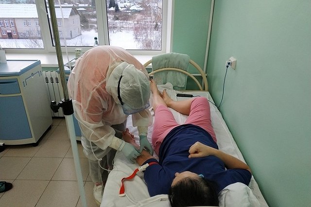 Житель Ревды с COVID-19 рассказал, как его перевозили в Екатеринбург после закрытия «ковидария»