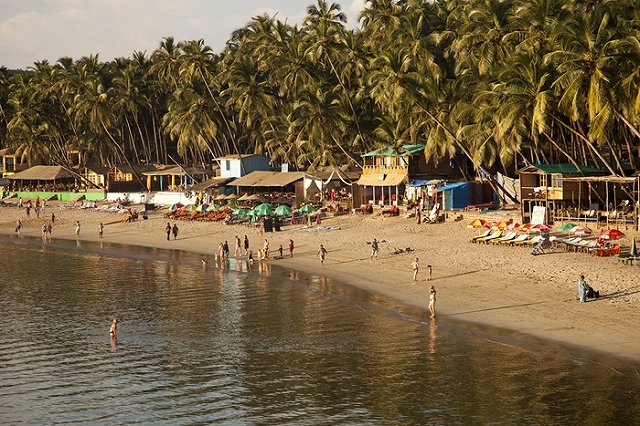 В Екатеринбурге на сутки задержали рейс в Гоа