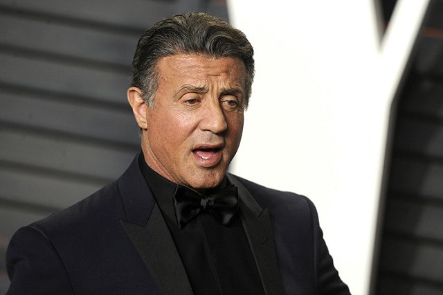 Сталлоне опроверг обвинения в принуждении к сексу 16-летней фанатки