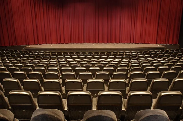 Жительница Ревды удивилась показу кинофильма пустому залу