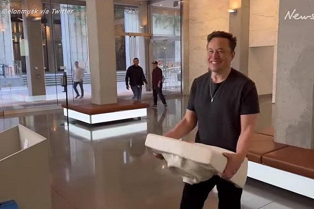 СМИ: Apple, IBM и Walt Disney объявили бойкот соцсети Х из-за «антисемитских» высказываний Маска