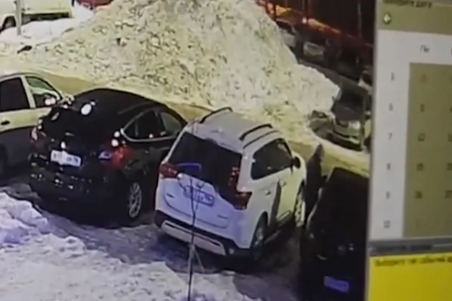 В Екатеринбурге потерпевшему от тренера-сутенёра заминировали автомобиль