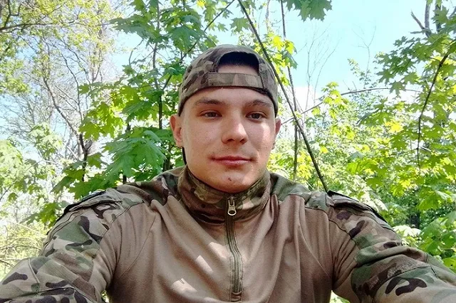 Перестал отвечать на следующий день после прибытия: в зоне СВО погиб 25-летний свердловчанин