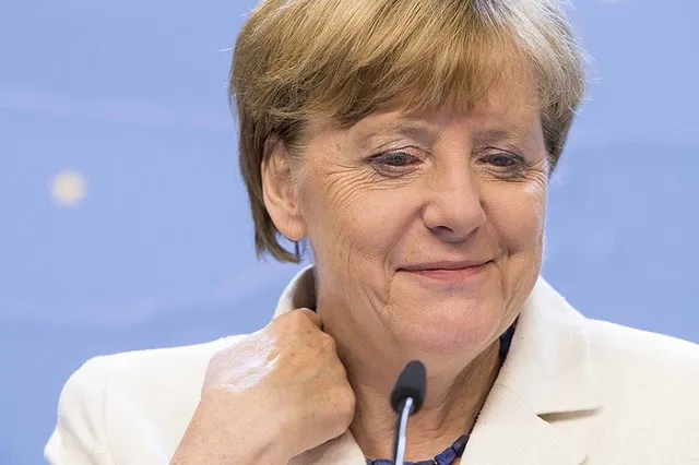 Меркель выступила против однополых браков