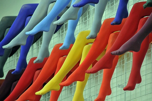 В феврале в России значительно выросло производство чулок и носков