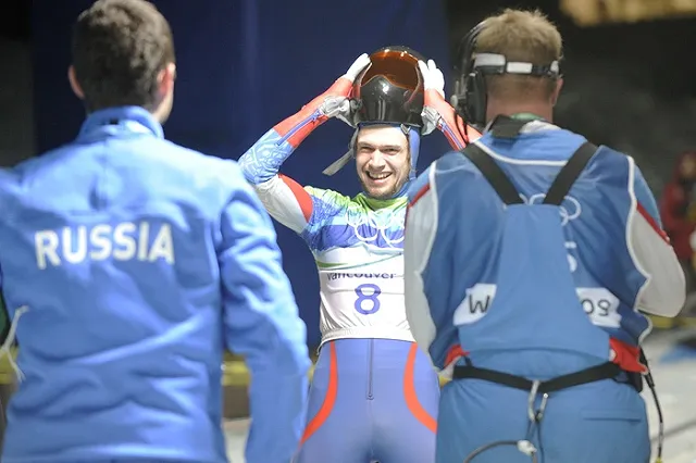 Скелетонист Третьяков рассказал о празднующих отстранение россиян иностранцах