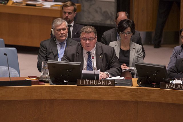 Глава МИД Литвы: Россия не супердержава, а суперпроблема