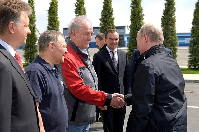 Путин открыл движение по автодорожной части Крымского моста