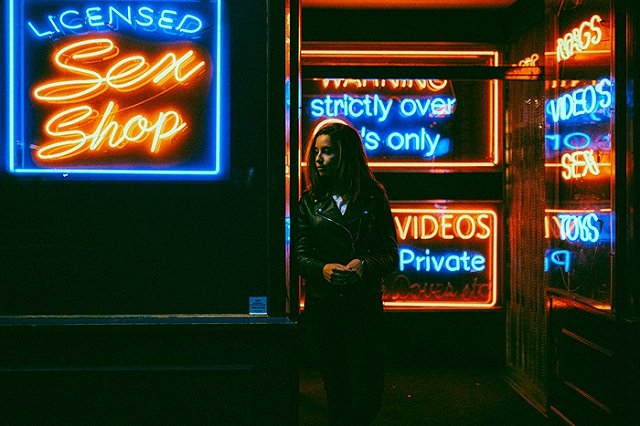 Уралочка пожаловалась на секс-шоп, в котором ей продали игрушку, бьющую током