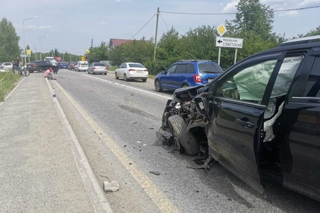 Под Екатеринбургом произошло массовое ДТП