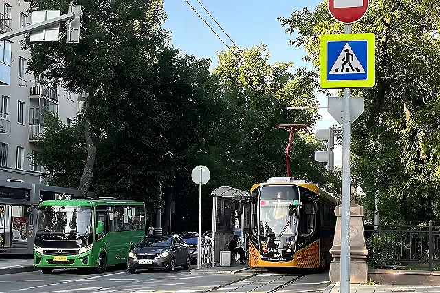 В Екатеринбурге с 1 августа на 16 трамвайный маршрут выйдут новые «Касторы»