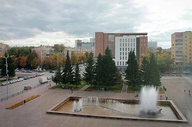 Градсовет не согласен с размещением хостела рядом с «Черным тюльпаном»