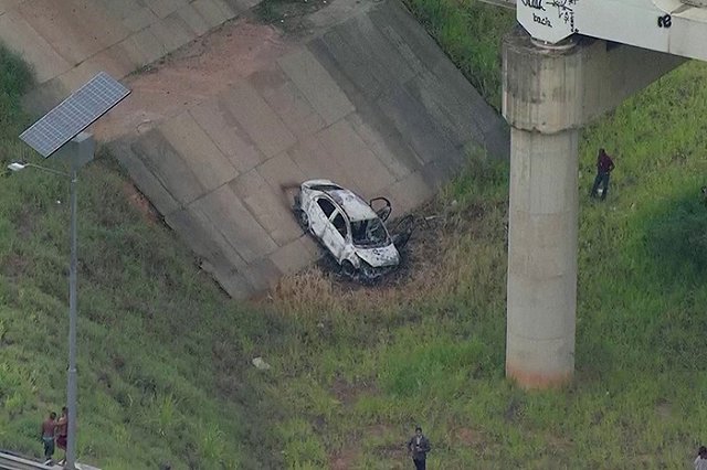 Тело исчезнувшего посла Греции в Бразилии нашли в сгоревшем автомобиле