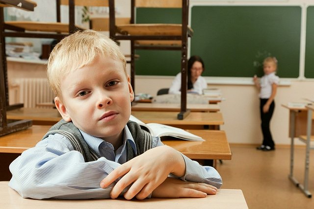 Школьник получил по голове учебником по «Духовно-нравственной культуре»