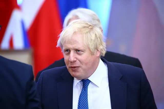 Петербурженка попросила МИД Великобритании не выдавать визы трем олигархам из РФ