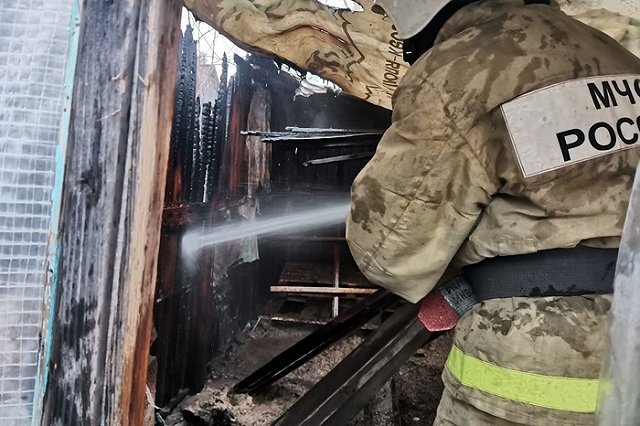 В свердловской многоэтажке произошёл мощный взрыв