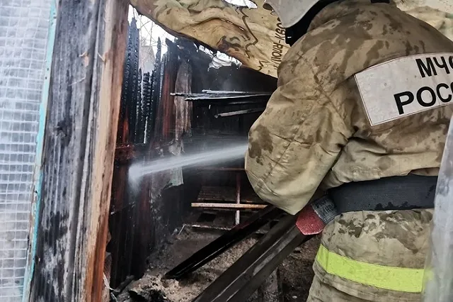 В свердловской многоэтажке произошёл мощный взрыв