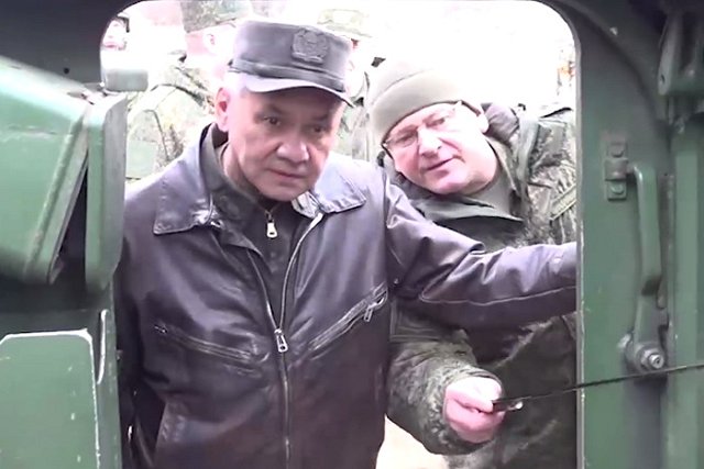 «Нет, все равно лезут». Военные группировки «Центр» диагностировали у НАТО непроходимость