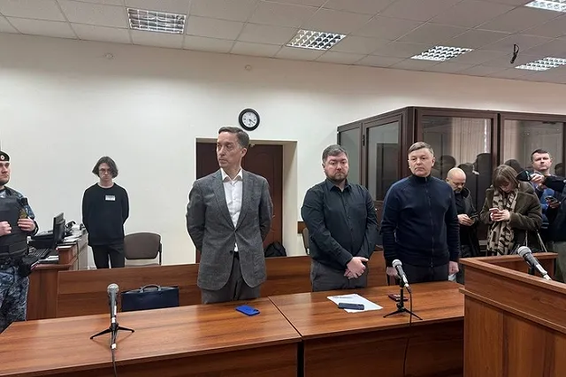 Свердловского экс-министра транспорта приговорили к 6,5 годам колонии строгого режима