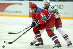 Андре Дево покидает ХК «Автомобилист»