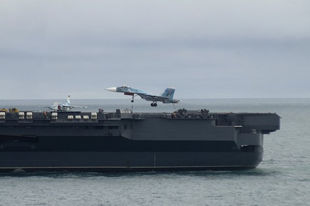 Источники допустили переброску истребителей с «Адмирала Кузнецова» в Хмеймим