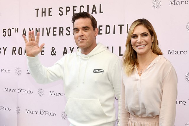 Робби Уильямс назвал причиной отмены концертов в России патологию мозга