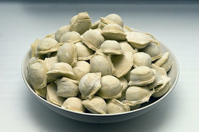 Голодные грабители вынесли из екатеринбургского заведения весь пельменный запас