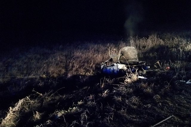 Под Пышмой машина врезалась в мост и загорелась: двое погибли, трое пострадали