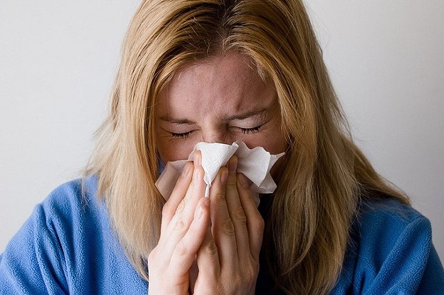 Иммунолог назвал способы защиты от коронавируса