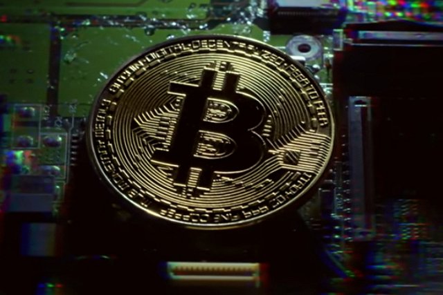 У московского бизнесмена силой похитили ключ от криптокошелька