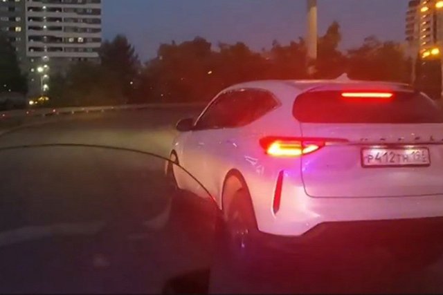 В Екатеринбурге мотопатруль ГИБДД задержал уходившего от погони сбытчика наркотиков