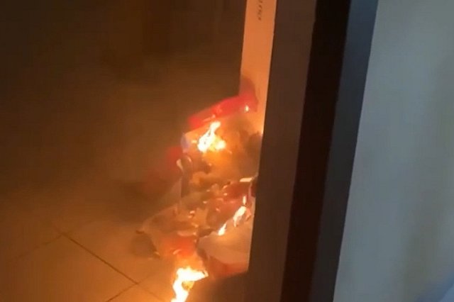 Неизвестные устроили поджог в общежитии УрФУ