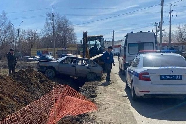 Стало известно, кого погубил пьяный малолетний водитель ВАЗа, вылетев на тротуар