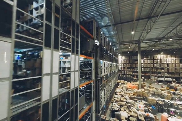 На складе Wildberries в Екатеринбурге погиб сотрудник