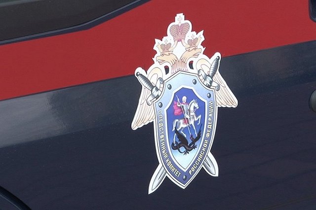 В уральском поселке дети нашли труп во время игры в заброшенном доме