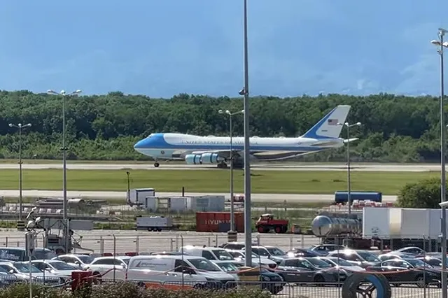 СМИ: Путин отказался от протокольной встречи в аэропорту Женевы