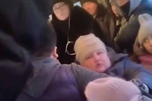 Екатеринбурженка отказалась платить за проезд и напала на кондуктора