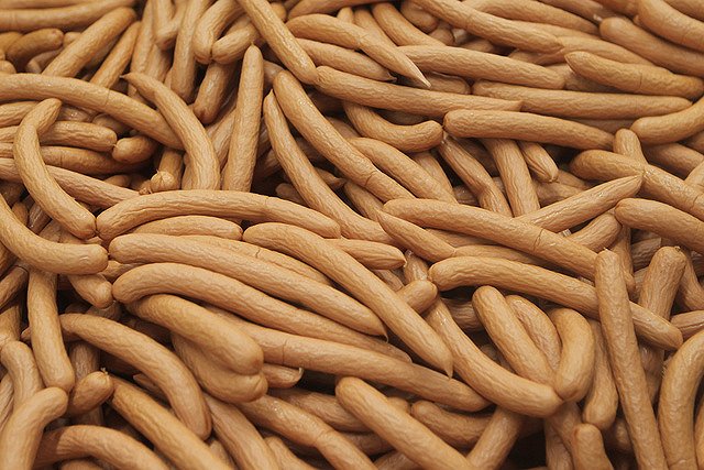 В Дании 12 человек скончались от отравления сосисками