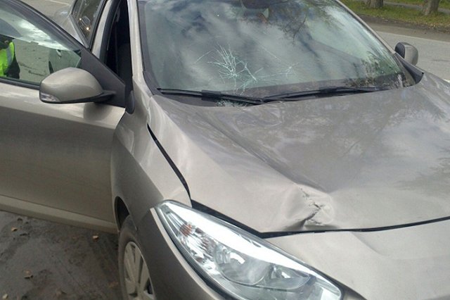 «Рено Флюенс» сбил подростка на улице Бахчиванджи