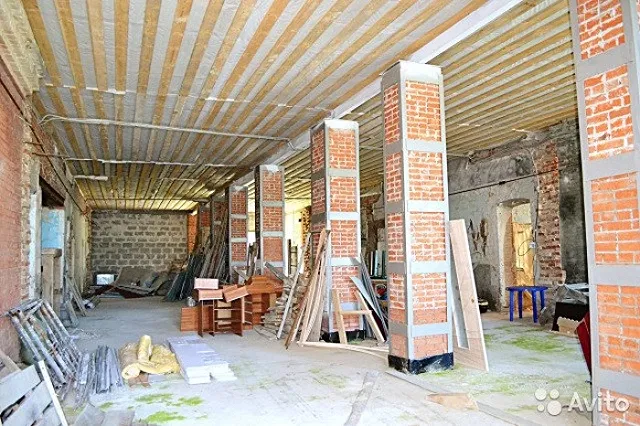 В Ревде новые владельцы продают здание, купленное у города под детский клуб