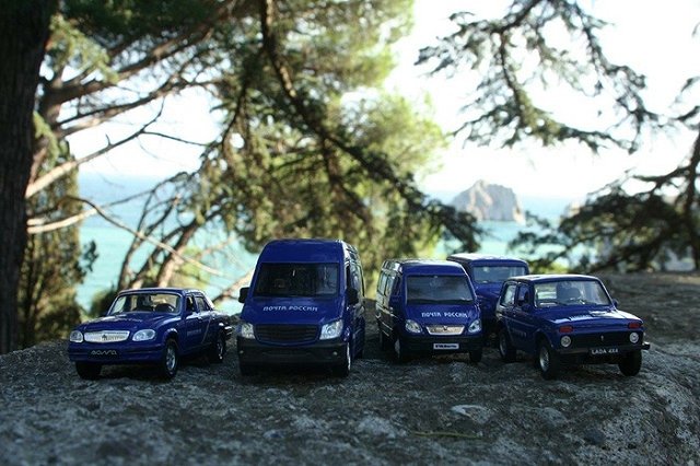 Автопарк «Почты России» в миниатюре появился в почтовых отделениях